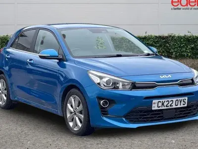Used Kia Rio 120 HP (88 kW) 2022 Blue Hatchback