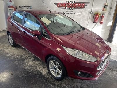 Used Ford Fiesta Zetec 125 HP (91 kW) 2013 Red Hatchback