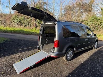 Used VW Caddy Maxi Life Life 102 HP (75 kW) 2020 Grey MPV