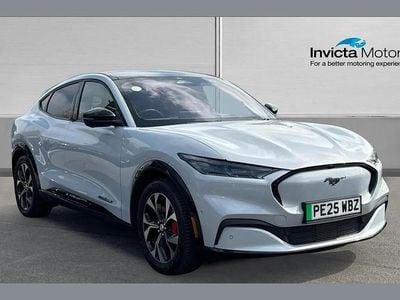 Usado Ford Mustang Mach-E Premium 212 kW (289 HP) 2025 Branco SUV