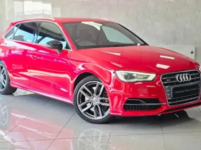 Used Audi S3 Sportback Design 300 HP (220 kW) 2015 Red Hatchback