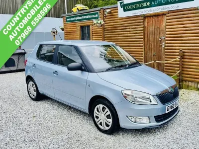 Used Skoda Fabia 69 HP (50 kW) 2011 Blue Hatchback