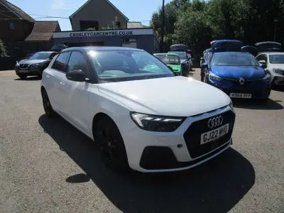 Used Audi A1 Sportback Design 95 HP (69 kW) 2022 White Hatchback
