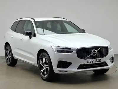 Used Volvo XC60 R-Design 197 HP (144 kW) 2021 White SUV