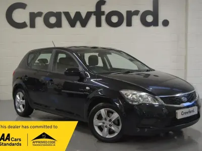Usado Kia Ceed 2013 Preto Citadino
