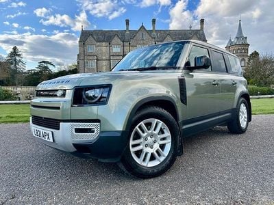 Usado Land Rover Defender First Edition 250 HP (183 kW) 2021 Verde SUV