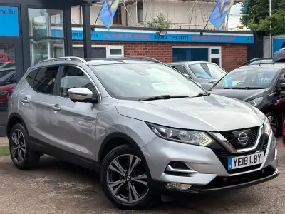 Used Nissan Qashqai N-Connecta 115 HP (84 kW) 2018 Silver SUV