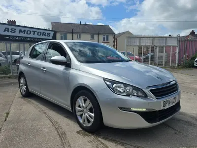 Used Peugeot 308 Active 130 HP (95 kW) 2014 Silver Hatchback