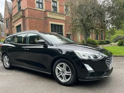 Used Ford Focus Zetec 95 HP (69 kW) 2019 Black Estate