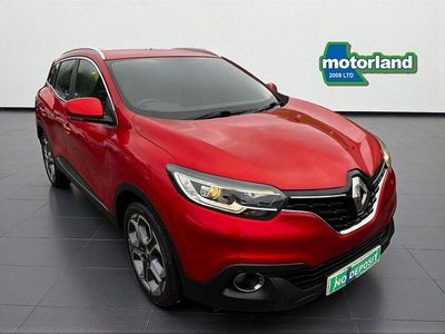Red Used 2016 Renault Kadjar Dynamique SUV | £7,999 (Expensive)