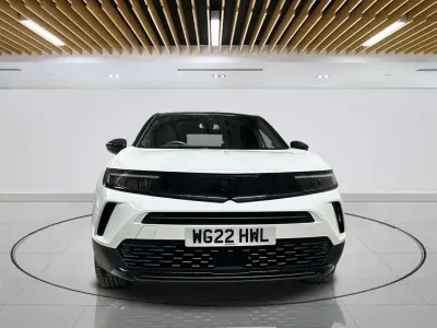Second-hand Vauxhall Mokka SRi 130 CP (95 kW) 2022 Alb SUV
