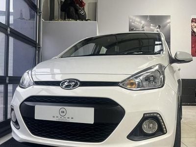 White Used 2014 Hyundai i10 Premium Hatchback | £4,250 (A bit pricey)