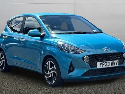 Used Hyundai i10 Premium 67 HP (49 kW) 2023 Blue Hatchback