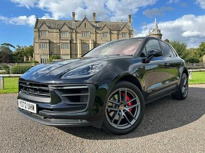 Black Used 2022 Porsche Macan SUV | £56,995 (A bit pricey)