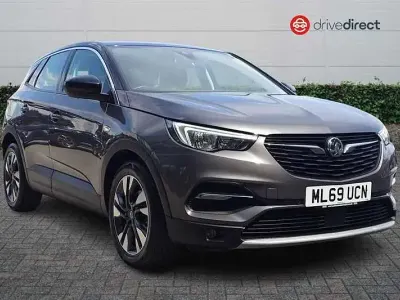 Used Vauxhall Grandland X Sport 130 HP (95 kW) 2019 Grey SUV