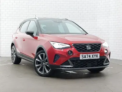 Usado Seat Arona FR 115 CV (84 kW) 2024 Rojo SUV