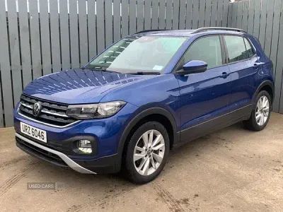 Usado VW T-Cross SE 95 HP (69 kW) 2023 Azul SUV