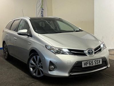 Toyota Auris Hybrid
