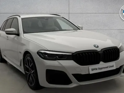Usado BMW 530e M Sport 288 CV (211 kW) 2022 Blanco Familiar