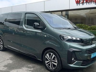 Peugeot e-Traveller