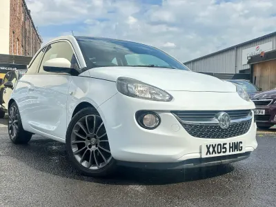 Used Vauxhall Adam Glam 69 HP (50 kW) 2013 White Hatchback