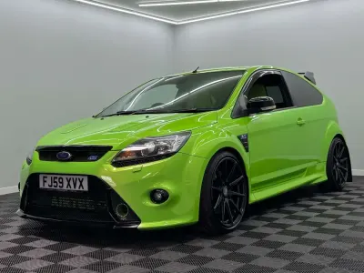 Usado Ford Focus RS 400 HP (294 kW) 2009 Verde Citadino