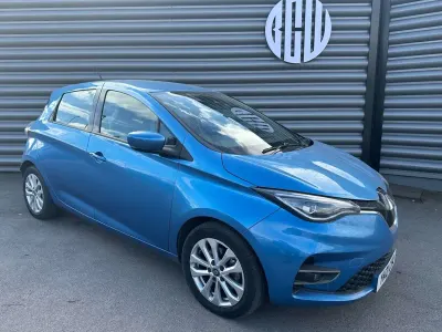 Usado Renault Zoe Iconic 100 kW (136 HP) 2021 Azul Citadino