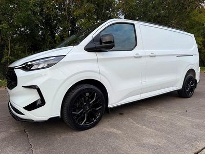 Used Ford Transit Custom Limited 136 HP (100 kW) 2024 White Van