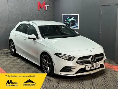 Used Mercedes A180 AMG line 136 HP (100 kW) 2019 White Hatchback