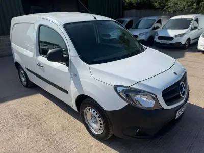 Used Mercedes Citan 109 94 HP (69 kW) 2020 White MPV