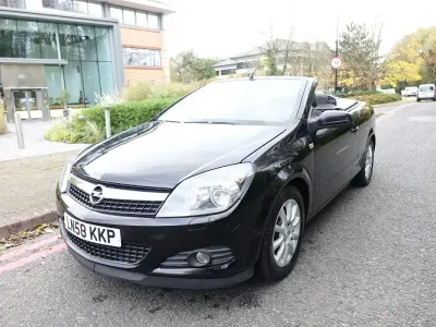 Used Opel Astra drive 2008 Black Cabriolet