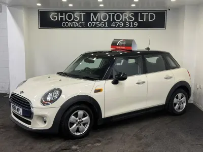 Used Mini Cooper Hatch 136 HP (100 kW) 2016 White Hatchback