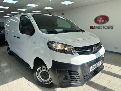 Used Vauxhall Vivaro Edition 100 HP (73 kW) 2019 White MPV