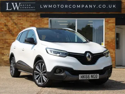 Used Renault Kadjar Signature S 130 HP (95 kW) 2017 White SUV