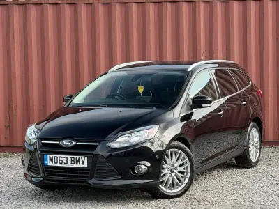 Gebraucht Ford Focus Zetec 115 PS (84 kW) 2014 Schwarz Kombi