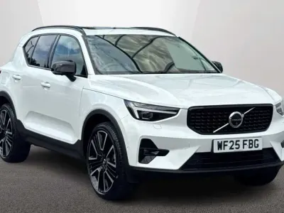 Used Volvo XC40 Ultra 161 HP (118 kW) 2025 White SUV