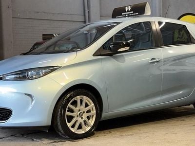 Blue Used 2015 Renault Zoe Dynamique Hatchback | £4,479