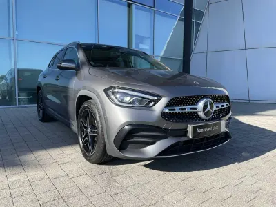 Usado Mercedes GLA200 Executive 163 HP (119 kW) 2023 Cinzento SUV