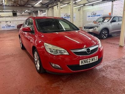 Red Used 2012 Vauxhall Astra Active Hatchback | £2,000 (Fair price)