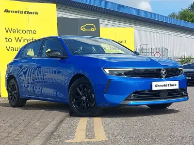 Używany Vauxhall Astra Design Edition 110 KM (80 kW) 2023 Niebieski Hatchback