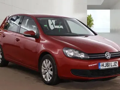 Usado VW Golf VI Match 105 HP (77 kW) 2011 Vermelho Citadino