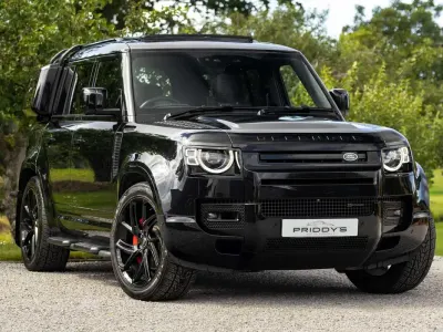 Used Land Rover Defender SE Dynamic 2022 Black SUV