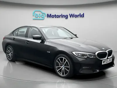 Used BMW 330 Sport Line 288 HP (211 kW) 2022 Sedan