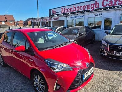Used Toyota Yaris Hybrid 2017