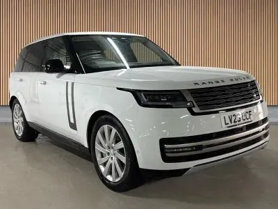 Used Land Rover Range Rover SE 441 HP (324 kW) 2023 Fuji white SUV