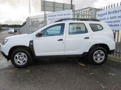 Used Dacia Duster Essentiel 90 HP (66 kW) 2022 White SUV