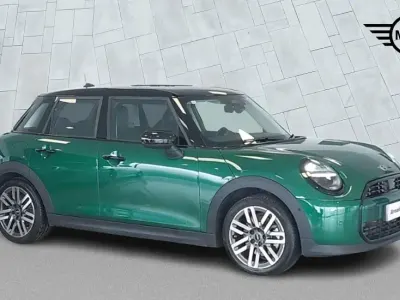 Used Mini Cooper Classic 114 kW (156 HP) 2025 Green Hatchback