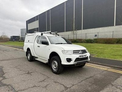Used Mitsubishi L200 134 HP (98 kW) 2016 White Pickup