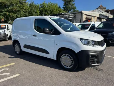 Used Peugeot Partner 131 HP (96 kW) 2020 White MPV