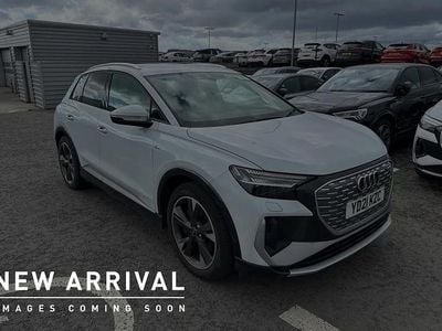 Used Audi Q4 e-tron Comfort 150 kW (204 HP) 2021 White SUV